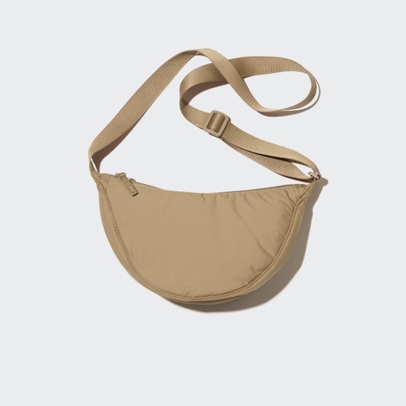 Uniqlo Bags Nwt Uniqlo Round Mini Shoulder Bag 32 Beige Poshmark